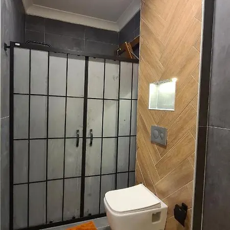 The * 达拉曼